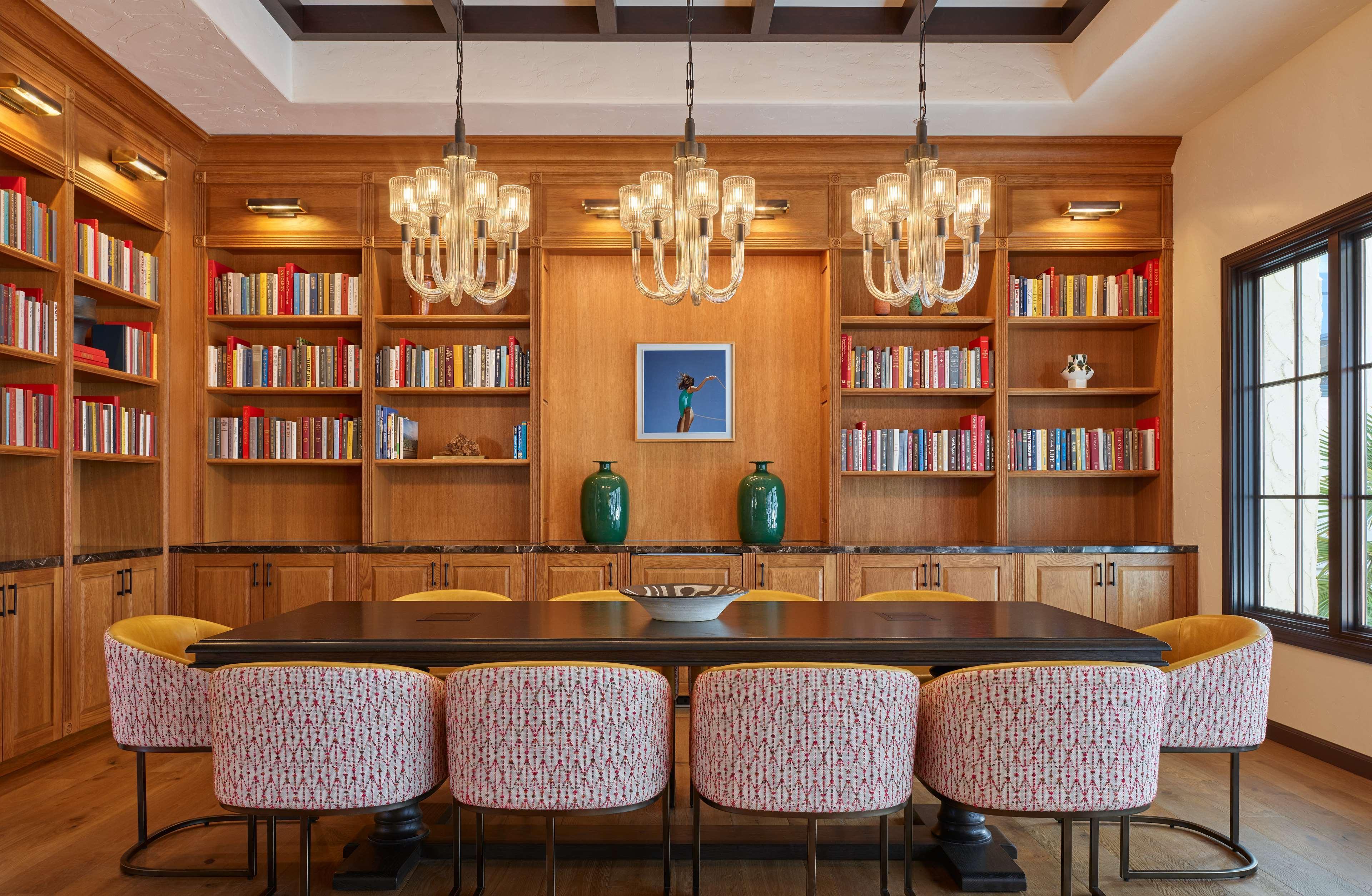 Mar Monte Hotel, In The Unbound Collection By Hyatt Санта-Барбара Экстерьер фото